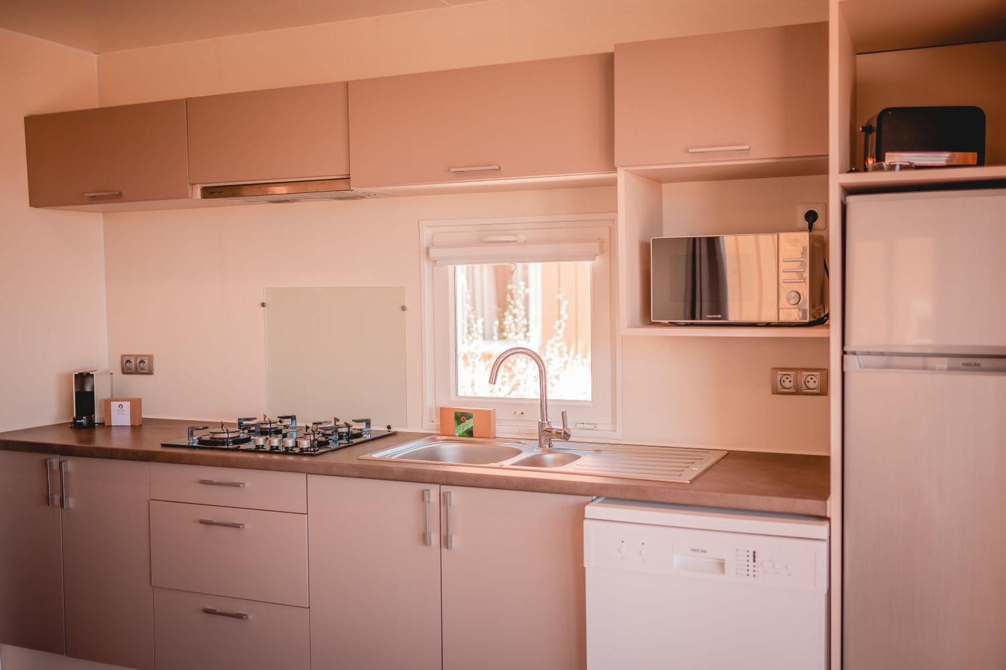 金羊毛酒店 拉马蒂埃勒 外观 照片 A typical kitchen