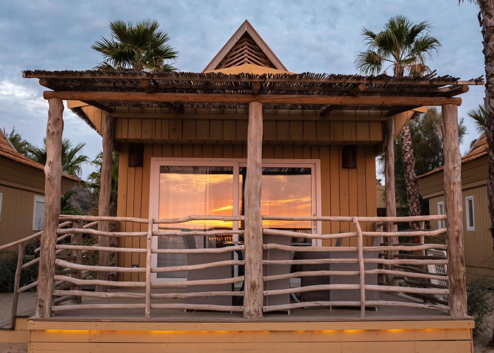 金羊毛酒店 拉马蒂埃勒 客房 照片 A bungalow at the resort