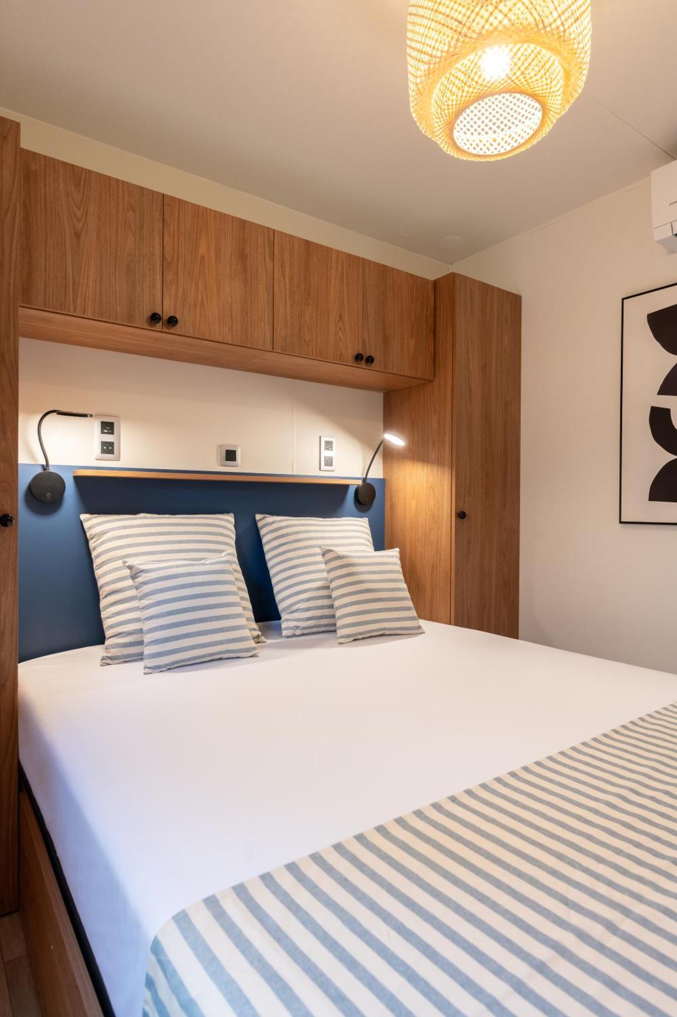 金羊毛酒店 拉马蒂埃勒 外观 照片 A bedroom at the hotel